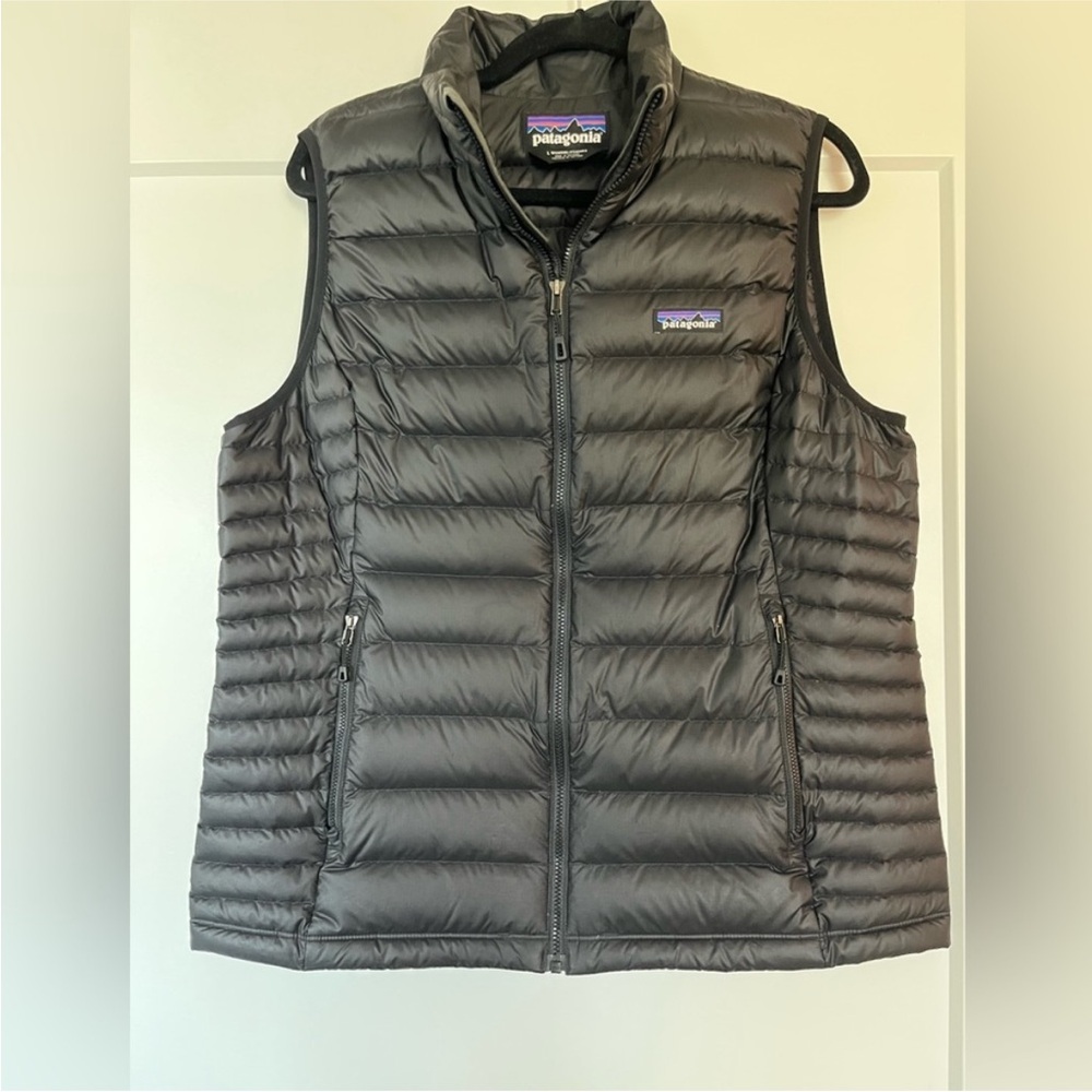 Patagonia Charcoal Quilted Vest